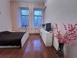 Купити квартиру в Києві Майдан Незалежності Мала Житомирська, 7