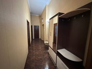 Купити квартиру в Києві Майдан Незалежності Мала Житомирська, 7