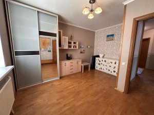 photo_5381937061385934447_y