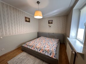 photo_5381937061385934451_y