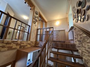 Продаж будинку Київ Троєщина