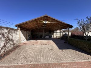 Продаж будинку Київ Троєщина