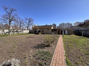 Продаж будинку Київ Троєщина